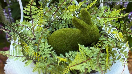 Charming Garden Rabbit Decor